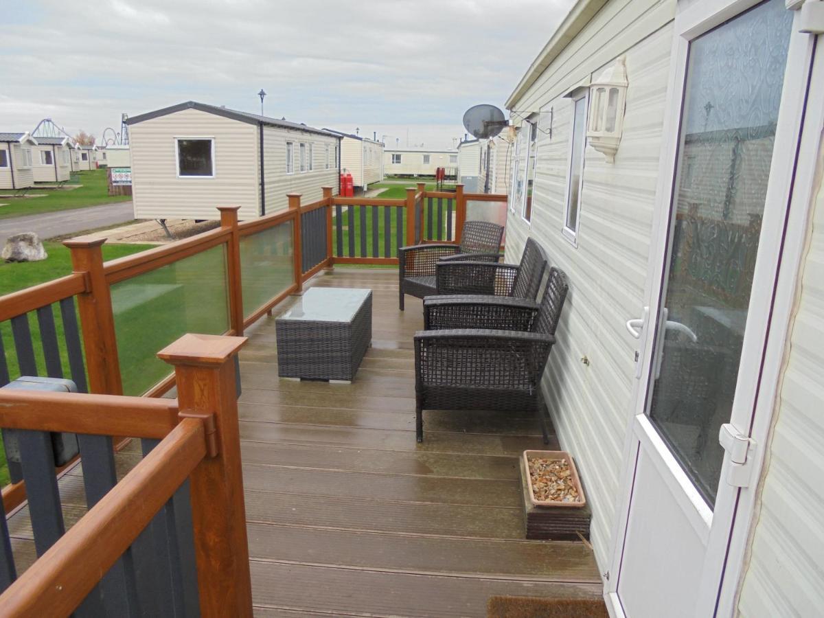 6 Berth Heated On The Chase Brisbane Ingoldmells Exterior foto