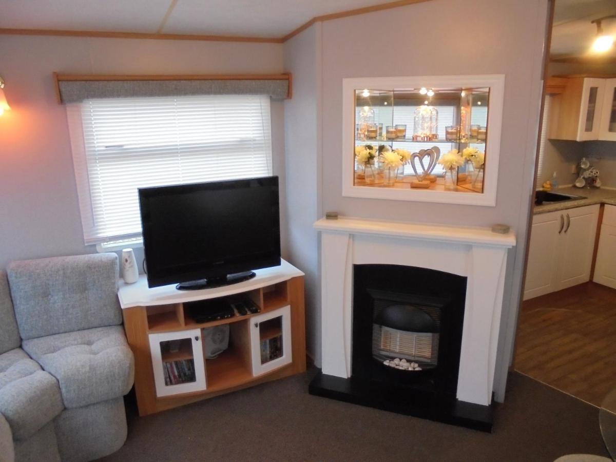 6 Berth Heated On The Chase Brisbane Ingoldmells Exterior foto