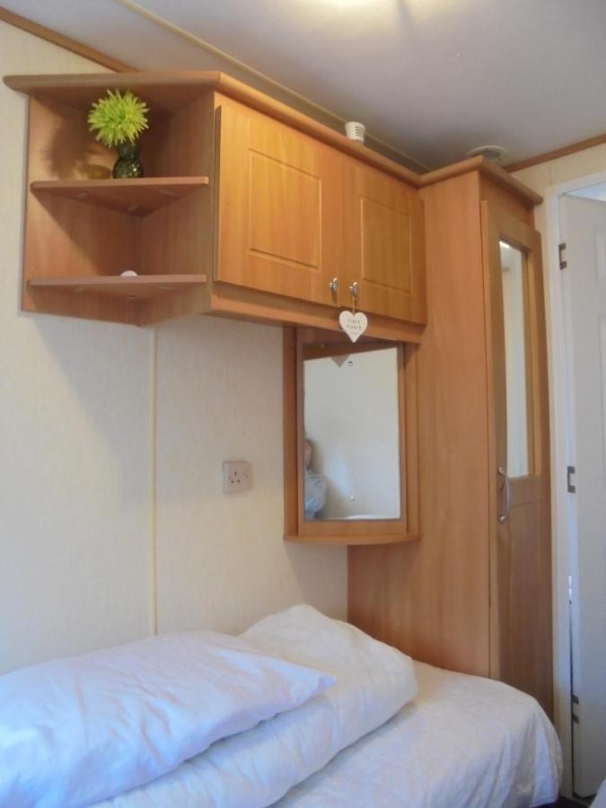 6 Berth Heated On The Chase Brisbane Ingoldmells Exterior foto